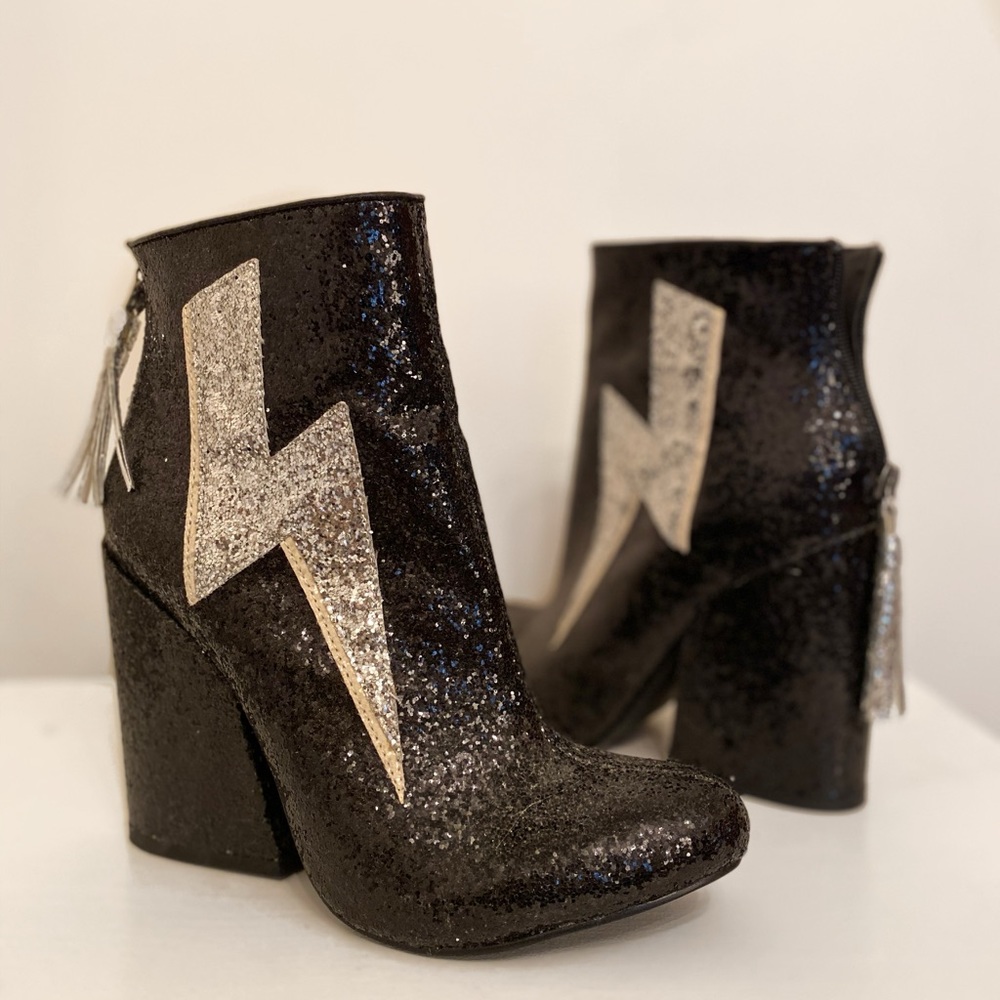 YRU Black and Silver Glitter Heeled Boots